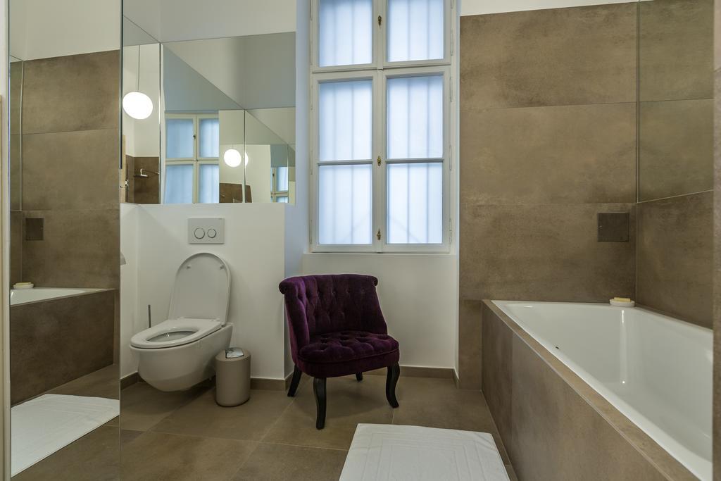 Luxus Palais-wohnung Am Karlsplatz