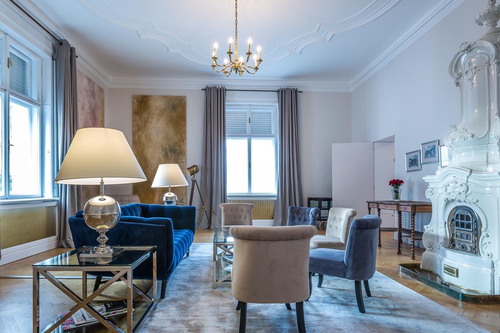 Luxus Palais-wohnung Am Karlsplatz